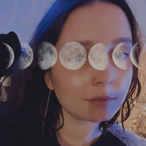 Meet your Posher, Alexis